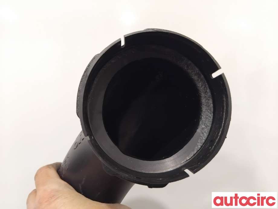 Luftslange innsug til Volvo XC70 2008-2013 (Type II, Fase 1)  (VOLVO|30774692|)