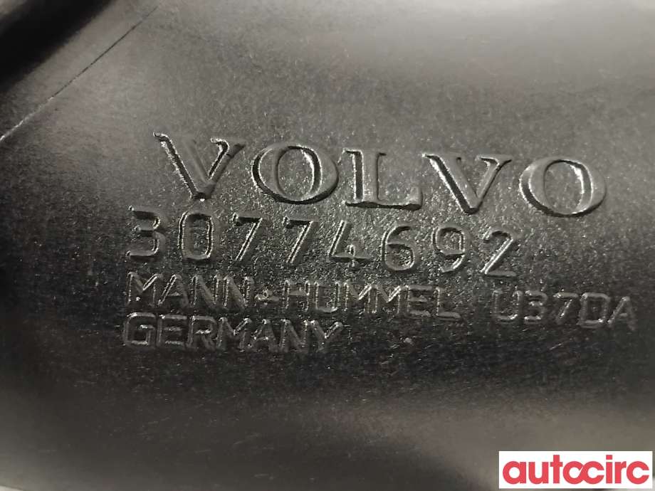 Luftslange innsug til Volvo XC70 2008-2013 (Type II, Fase 1)  (VOLVO|30774692|)