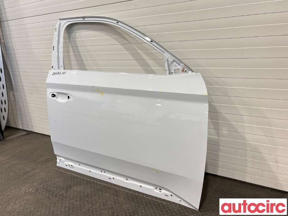Dør høyre foran til Škoda Superb 2015-->> (Type III) (SKODA|3V0831056B|)