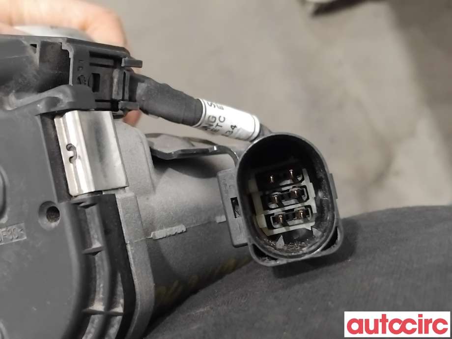 Spjeldhus til Kia Niro 2016-2021 (KIA|3510003HA0|0280750680|35100-03HA0)
