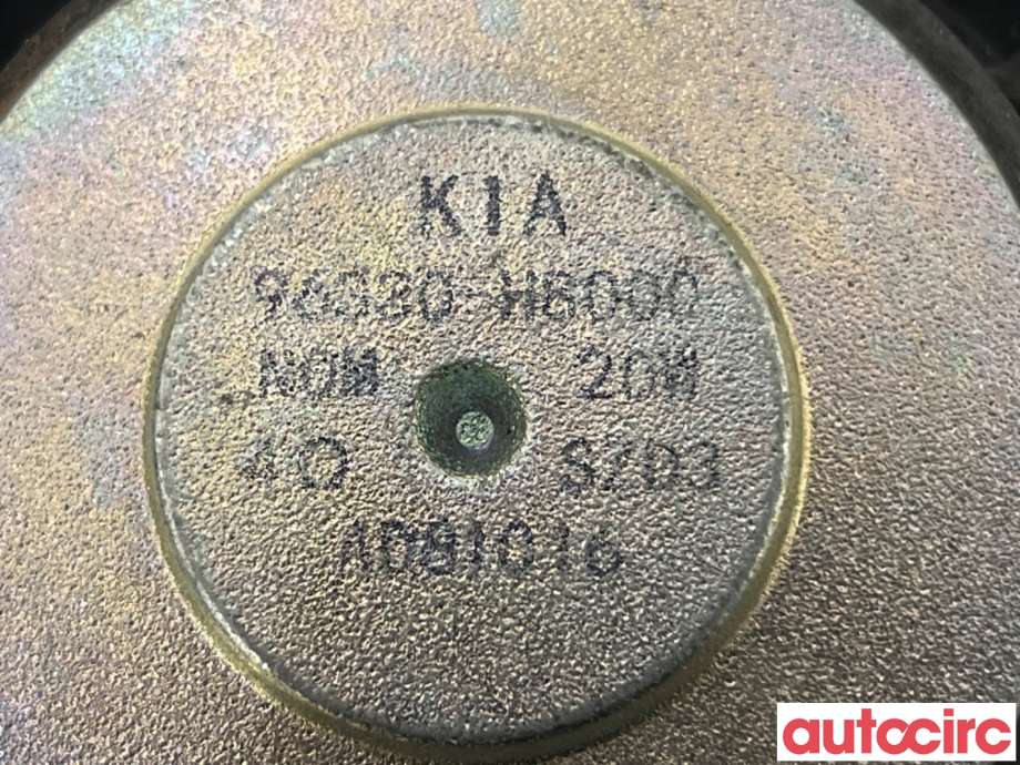 Bilstereo høyttaler til Kia Rio 2017-->> Type IV  (KIA|96330H8000|)