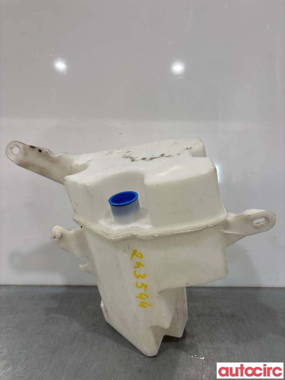 Spylertank til Volvo XC70 2008-2013 (Type II, Fase 1) (VOLVO|31349443|)