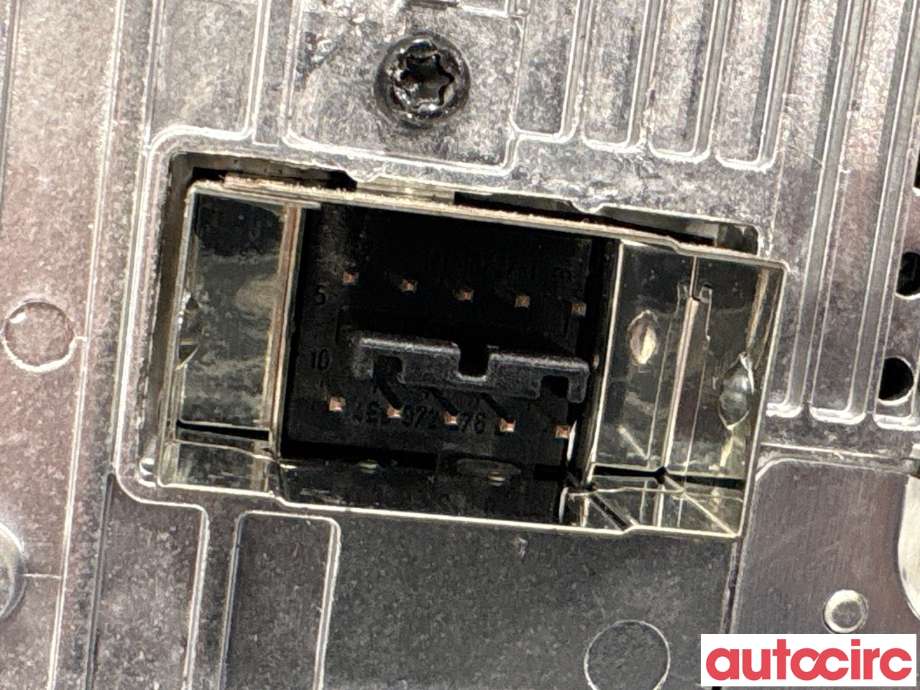 Multimedia display (MCU - Media Controller Unit) til Audi A4 2007-2014 (Type IV) (B8) (B8) (AUDI|8T0057603F|CV-CA10H0AE|8T0057603G)