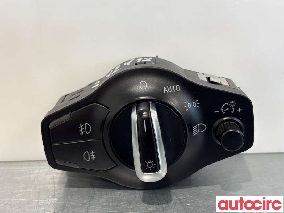 Bryter lys til Audi A4, 2007-2014 (Type IV) (B8) (B8) (AUDI|8K0941531AS)