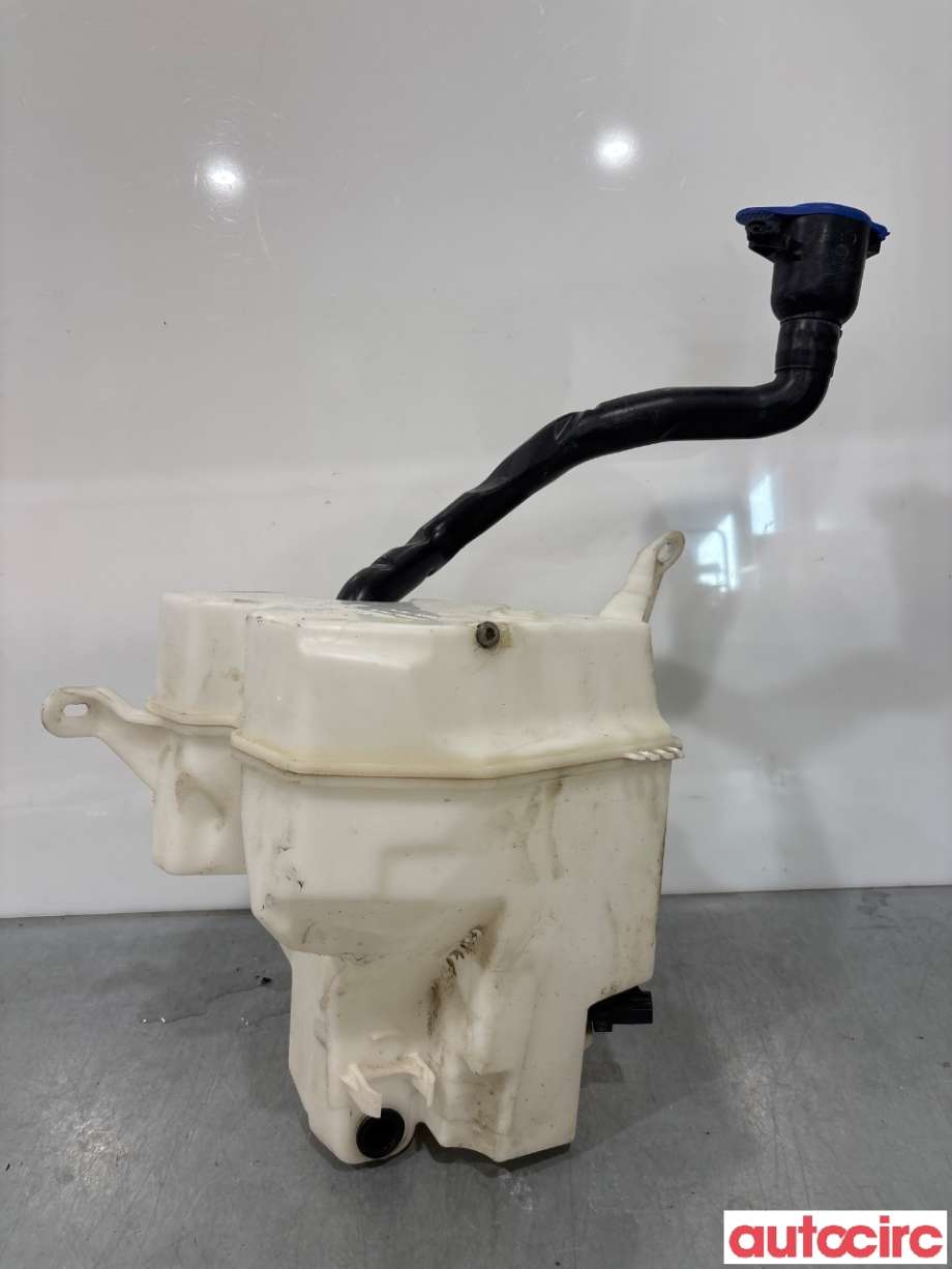 Spylertank til Volvo V70 2014-2016 (Type III, Fase 2)  (VOLVO|31349444|)