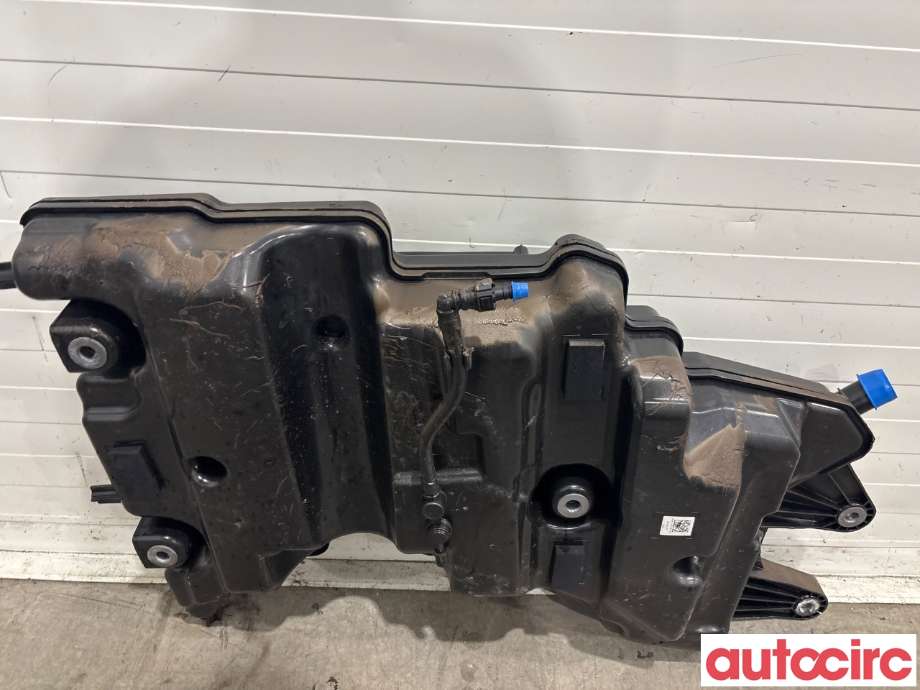AdBlue tank til Mercedes Vito/Viano 2010-2014 (Fase 2) (W639) (W639) (MERCEDES|A4474704102|)