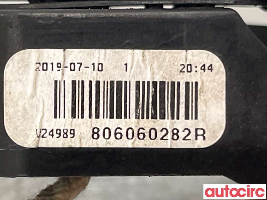 Dørhåndtak utv høyre foran til Renault Zoe 2013-2019 (Fase 1)  (RENAULT|806706656R||806060282R)