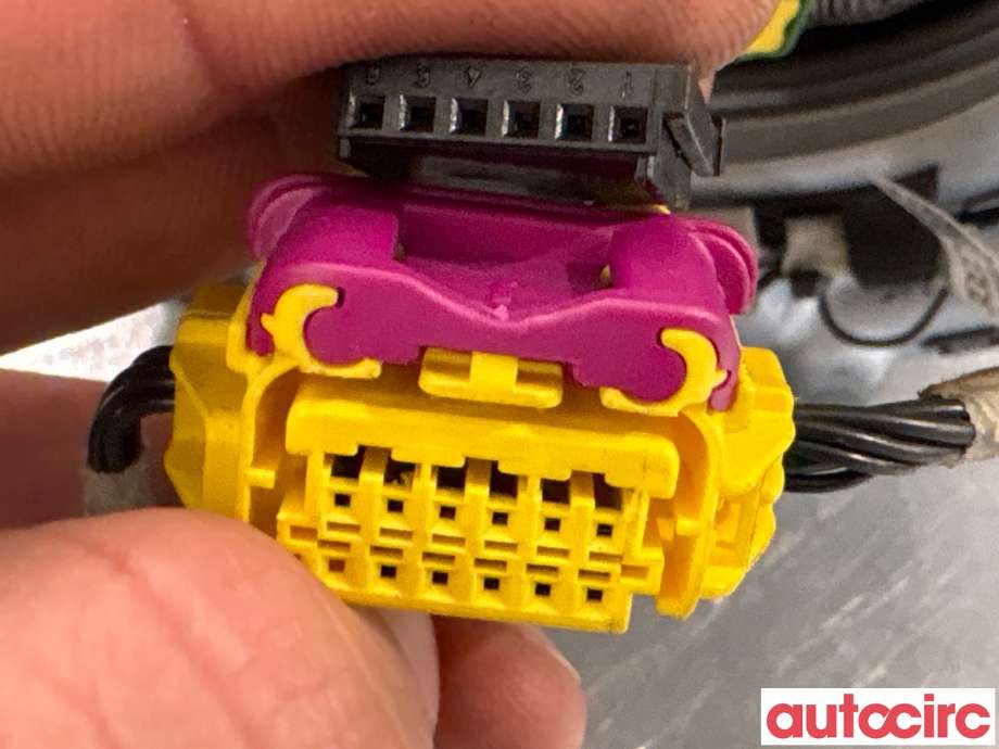 Airbag rattpute til Audi A6, Allroad 2008-2011 (Type II, Fase 2) (C6) (C6) (AUDI|4F0880201BK|)