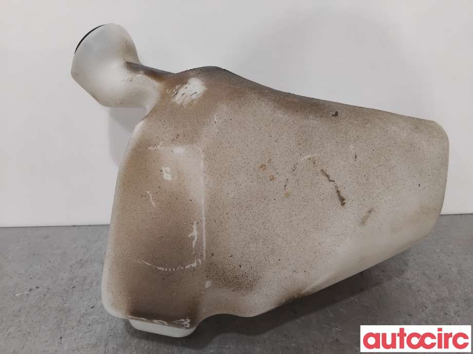 Spylertank til Peugeot 2008, 2013-2019 (Type I)  (PEUGEOT|6431N6)