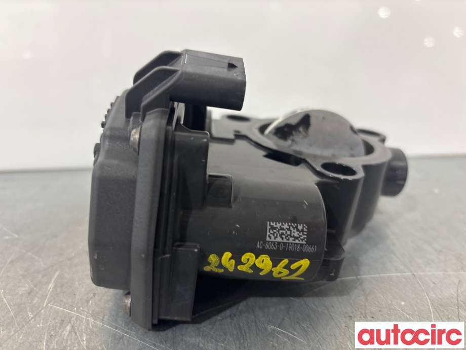 Spjeldhus til BMW 5-Serie 2017-->> (G30/G31) (G30/G31) (13548512452|A2C80221201|)