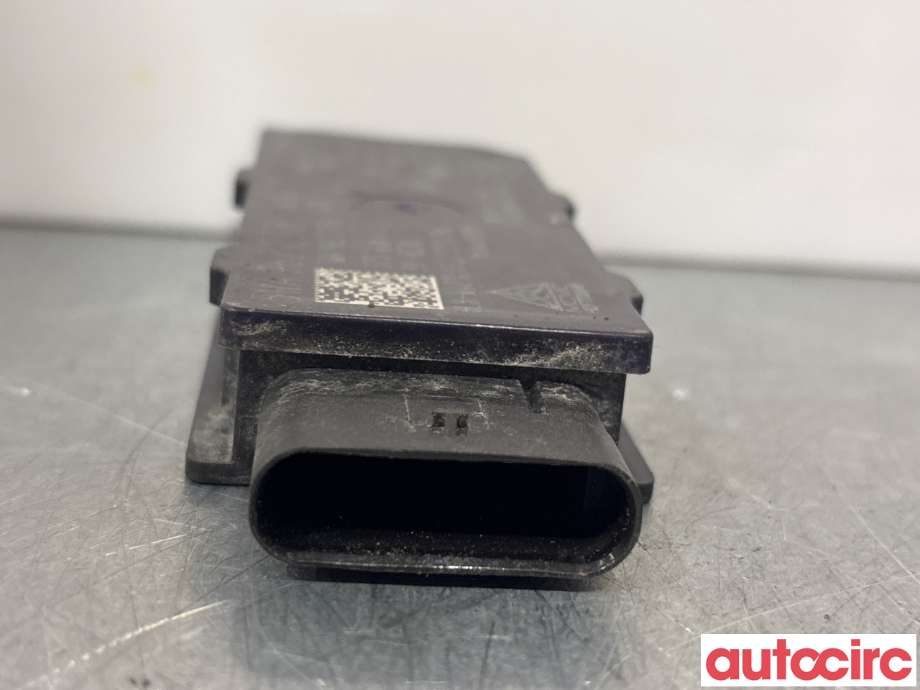 Diverse deler til VW Caddy 2020-->> (Type IV)  (VOLKSWAGEN|5WA962133B|)