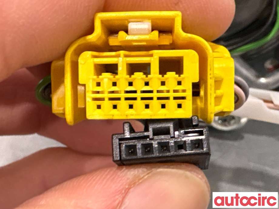 Airbag rattpute til VW Golf VII 2012-2017 (Fase 1)  (VOLKSWAGEN|5G0880201C|621304101|5G0880201S)