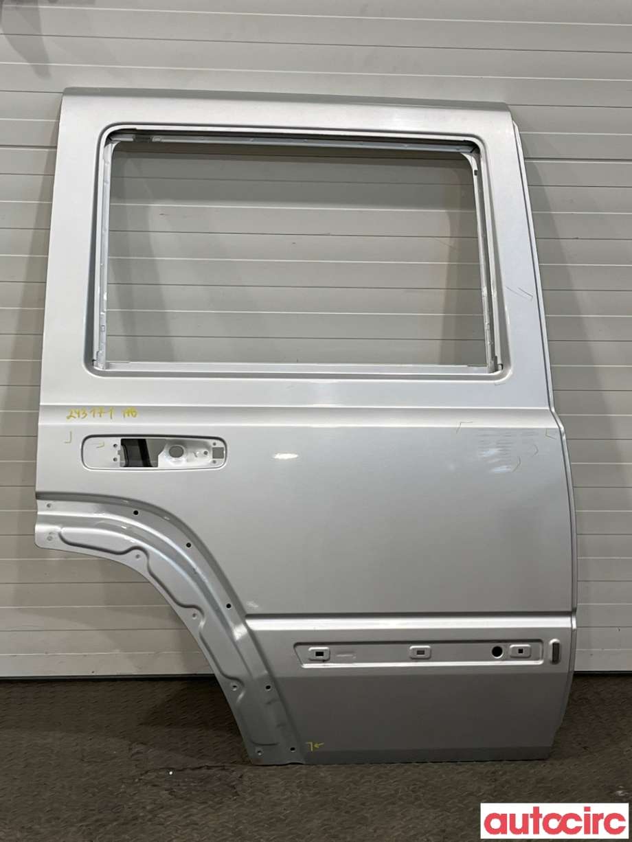 Dør høyre bak til Jeep Commander, 2006-2009 (JEEP|55396498AC)