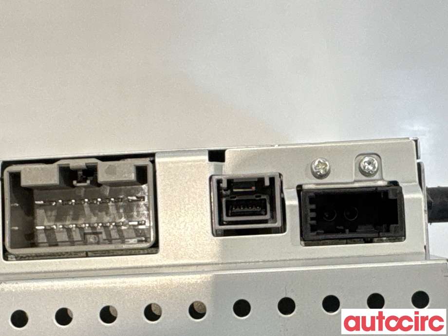 Bilstereo til Volvo XC70 2008-2013 (Type II, Fase 1)  (VOLVO|36050930|DZ-1VW8U-T|31285836)