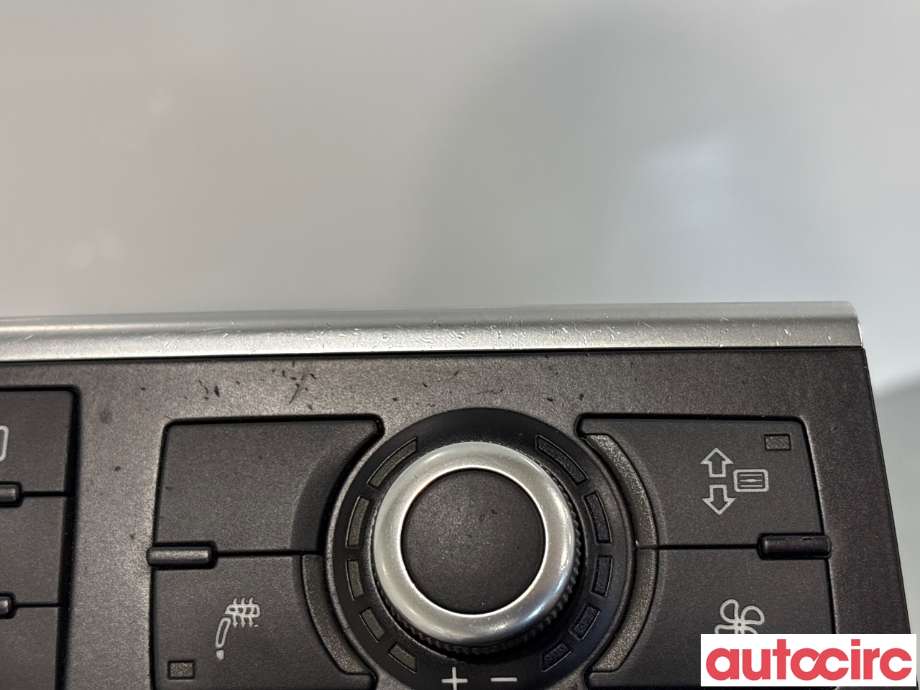 Varmeapparat betjening til Audi Q7 2006-2010 (Type I, Fase 1)  (AUDI|4L0820043F|5HB009184-05)