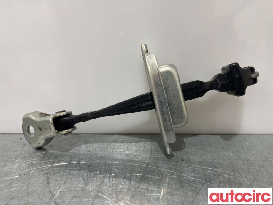 Dørstopper til Mitsubishi Outlander, 2015-->> (Type III, Fase 2)  (MITSUBISHI|5702A239)