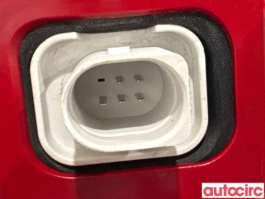 Baklykt høyre til Audi A8 2010-2013 (Type III, Fase 1) (AUDI|4H0945096|596002|4H0945096D)