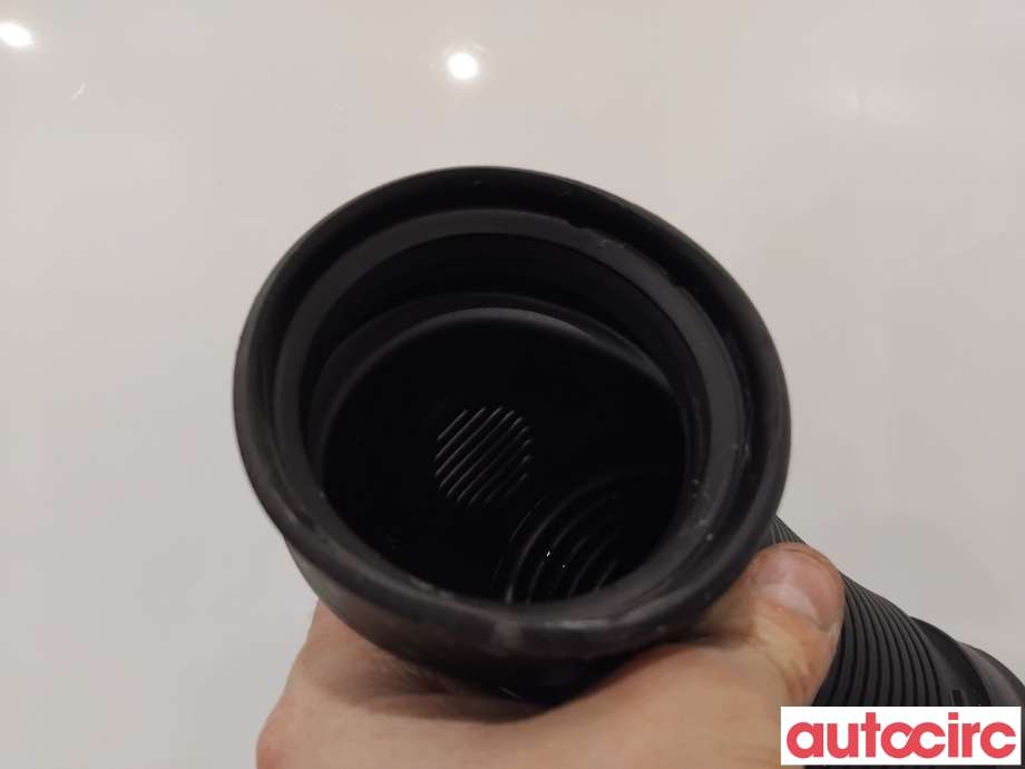 Turbo rør til Peugeot 2008 2013-2019 (Type I) (PEUGEOT|9807939780|)