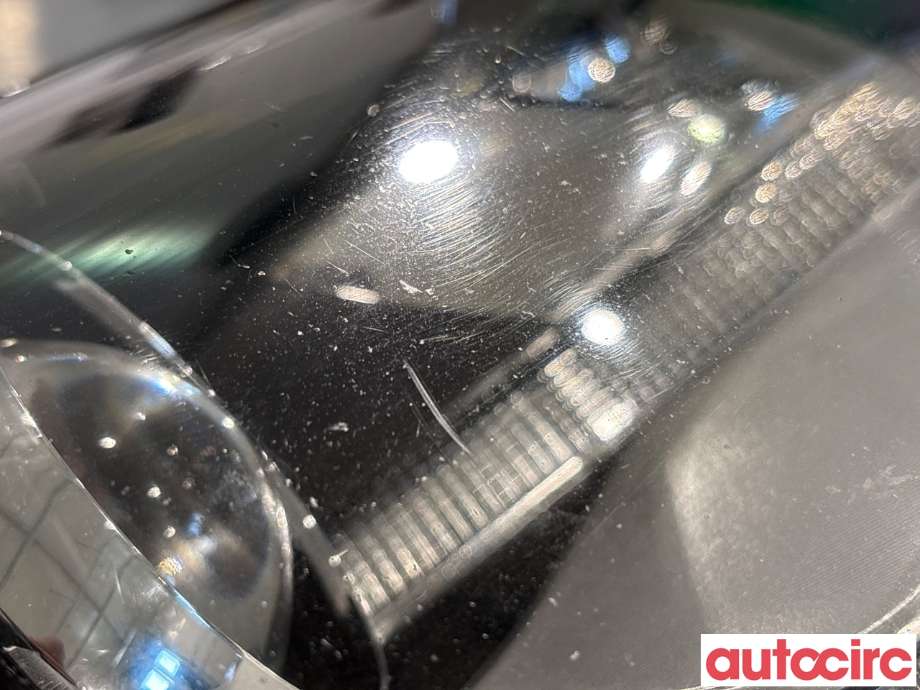 Frontlykt høyre halogen til Audi A8 2010-2013 (Type III, Fase 1) (AUDI|4H0941030M|1EX010192-12|4H0941030BM)