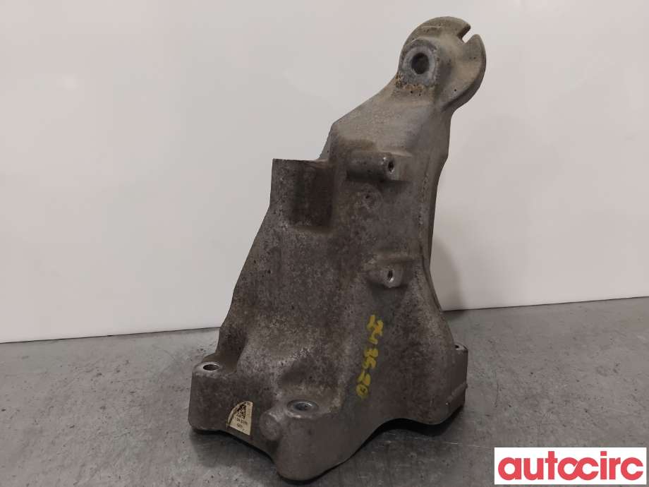 Motorfeste til Mercedes E-Klasse 2013-2016 (Fase 2) (W212) (W212) (MERCEDES|A6512233504|)