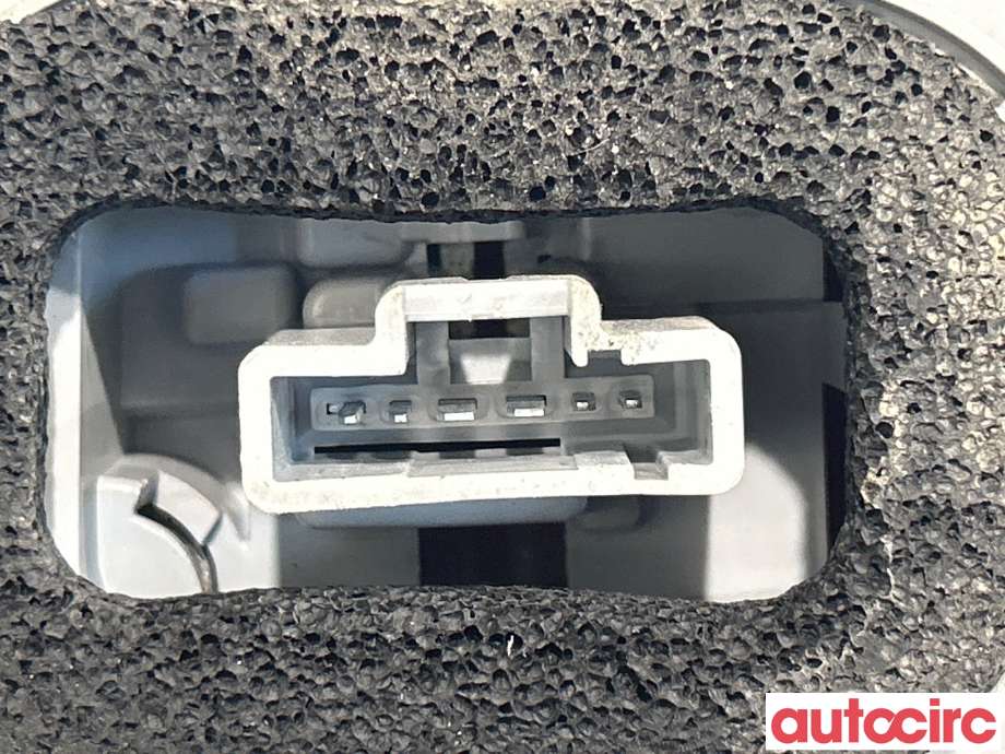 Baklykt høyre til Peugeot Partner 2008-2015 (Type II, Fase 1)  (PEUGEOT|6351FJ||9680607880)