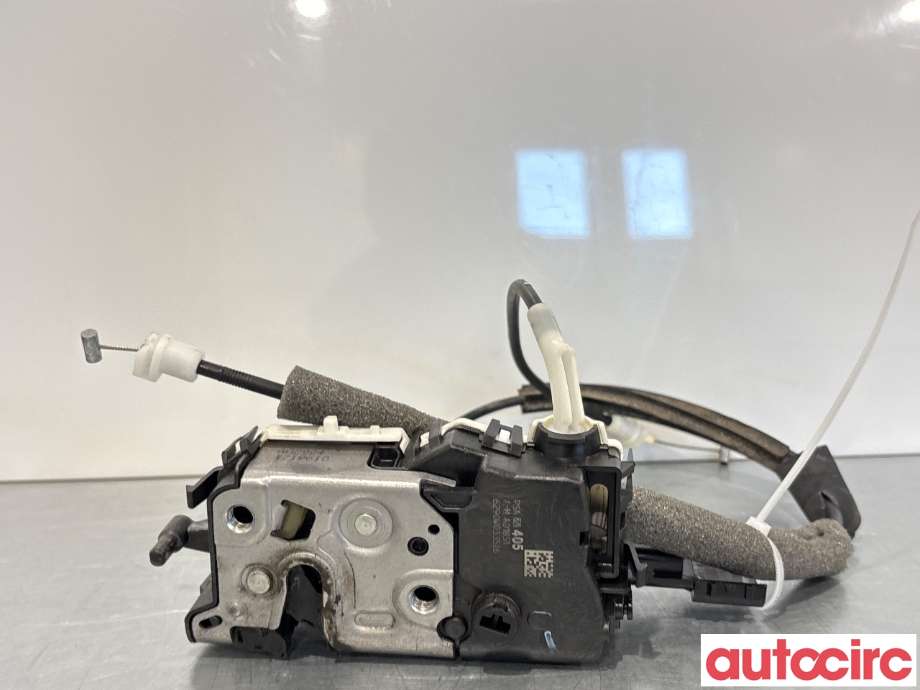 Låsekasse høyre foran til Peugeot Partner 2008-2015 (Type II, Fase 1)  (PEUGEOT|9135EA|PSA828405|)