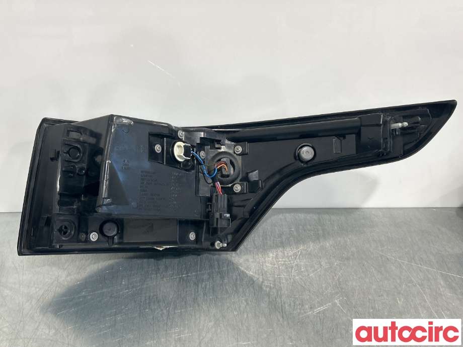 Baklykt venstre til Land Rover Range Rover 2013-->> (Type IV)  (LAND-ROVER|453123556|LR061591|)