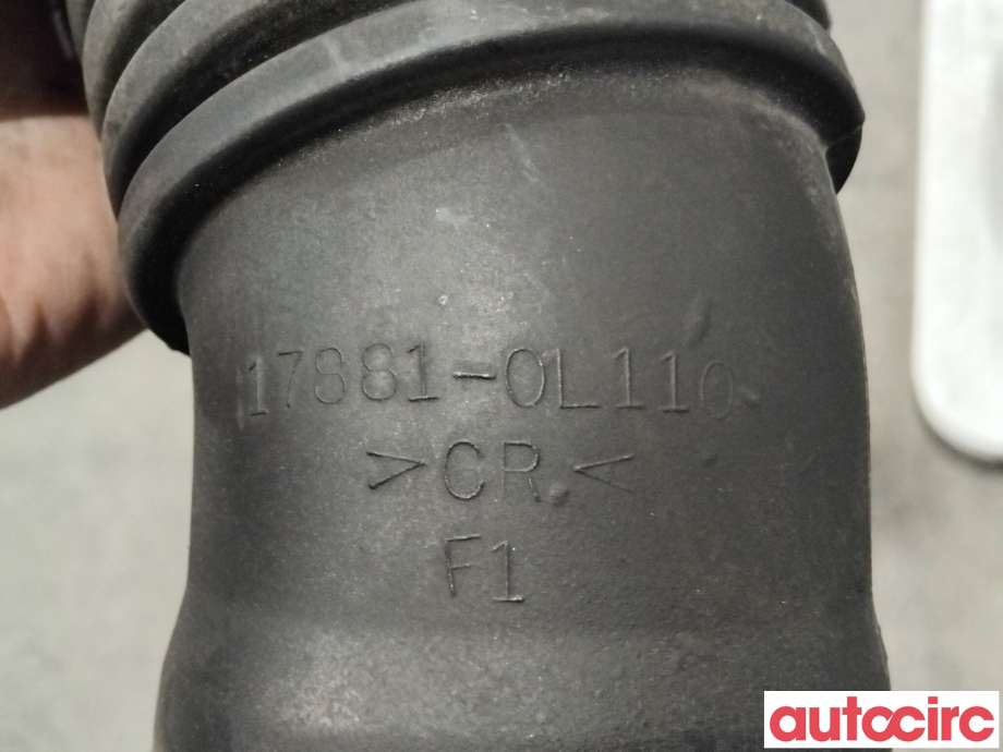 Luftslange innsug til Toyota Hilux 2006-2011 (TOYOTA|178810L110||17881-0L110)