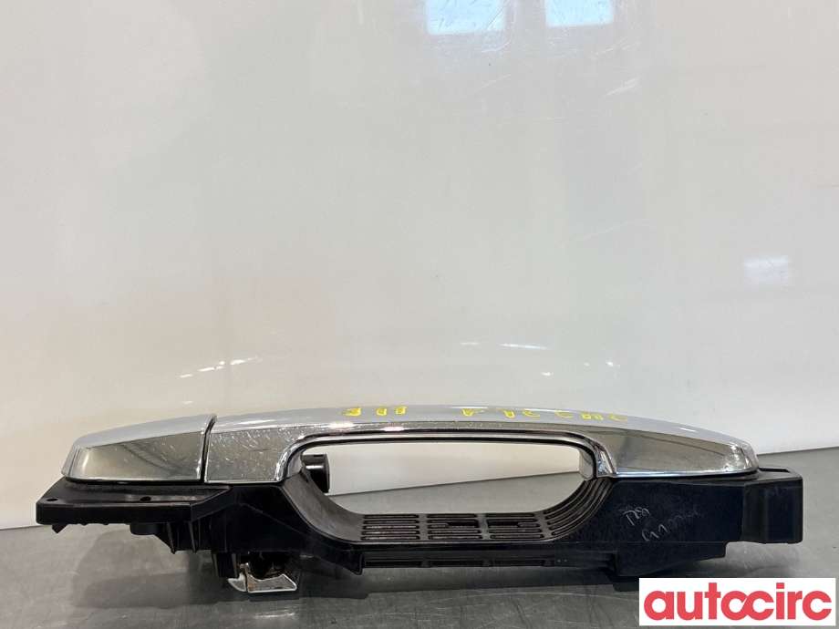 Dørhåndtak utv høyre foran til Toyota Hilux 2006-2011 (TOYOTA|6921033070||69211YC080)