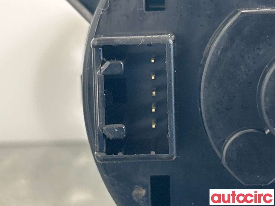 Bryter diverse til Mitsubishi Outlander 2010-2012 (Type II, Fase 2)  (MITSUBISHI|8604A008|)