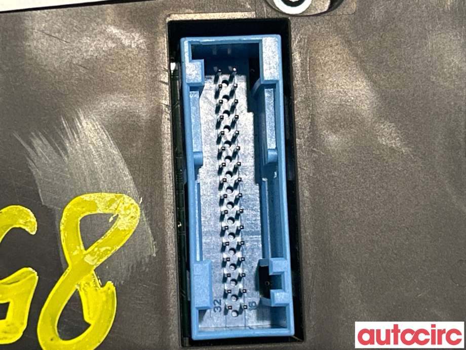 Instrumentpanel til VW Amarok 2016-2022 (Type I, Fase 2) (VOLKSWAGEN|2H6920873|)
