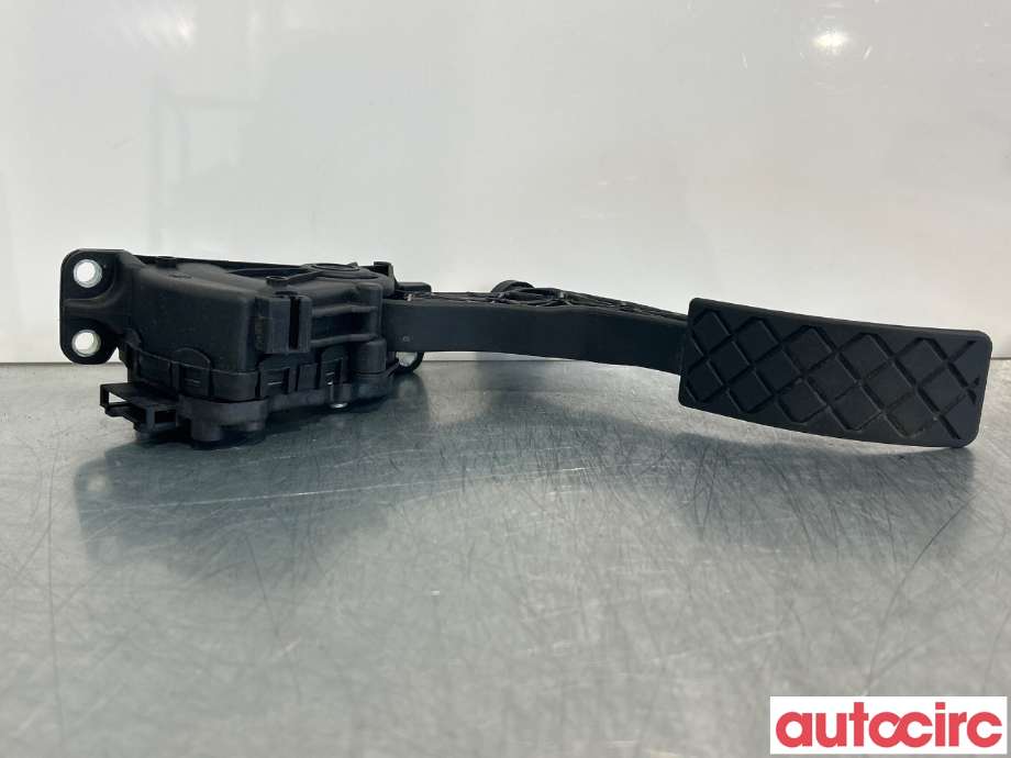 Pedal gass til VW Amarok 2016-2022 (Type I, Fase 2)  (VOLKSWAGEN|6Q1723503P|)