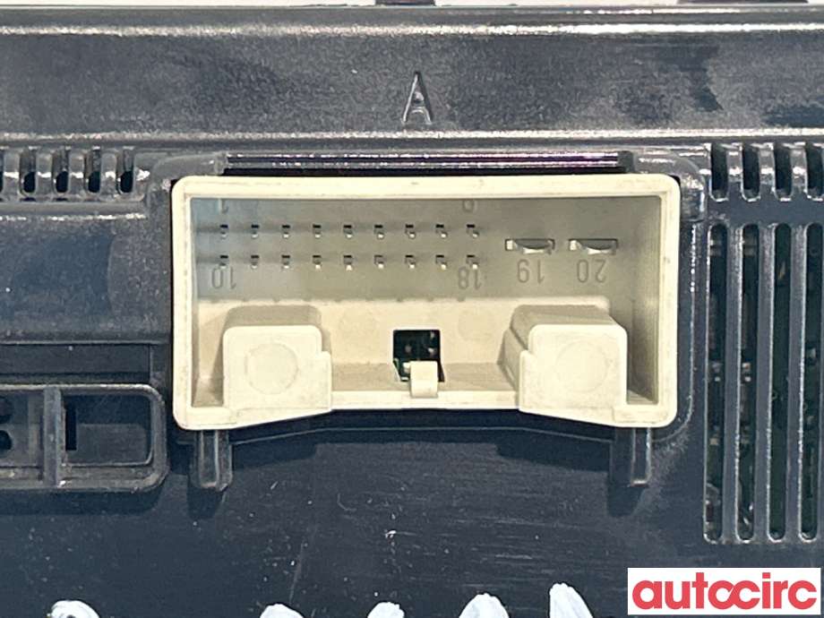 Varmeapparat betjening til VW Tiguan 2011-2016 (Type I, Fase 2)  (VOLKSWAGEN|5K0907044HD||5K0907044FA)