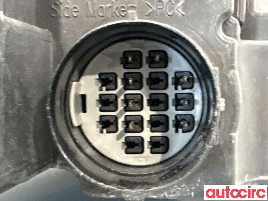 Frontlykt venstre halogen til Land Rover Range Rover 2013-->> (Type IV)  (LAND-ROVER|LR057278|06M3-T3|LR090488)