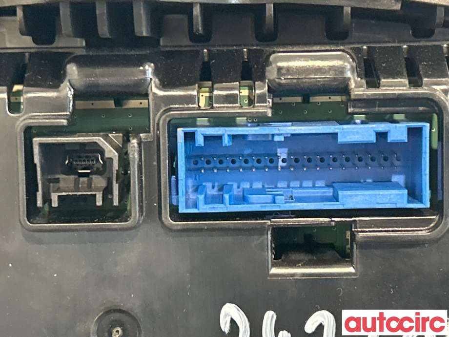 Instrumentpanel til Opel Insignia B 2017-->> (OPEL|39113400|)
