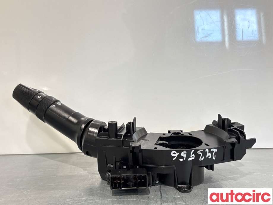 Bryter blink til Hyundai i20 2009-2014 (Type I) (HYUNDAI|934101J200||93410-1J200)