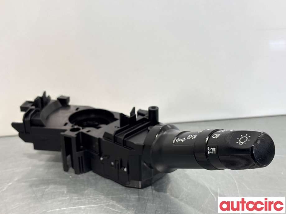 Bryter blink til Hyundai i20 2009-2014 (Type I) (HYUNDAI|934101J200||93410-1J200)