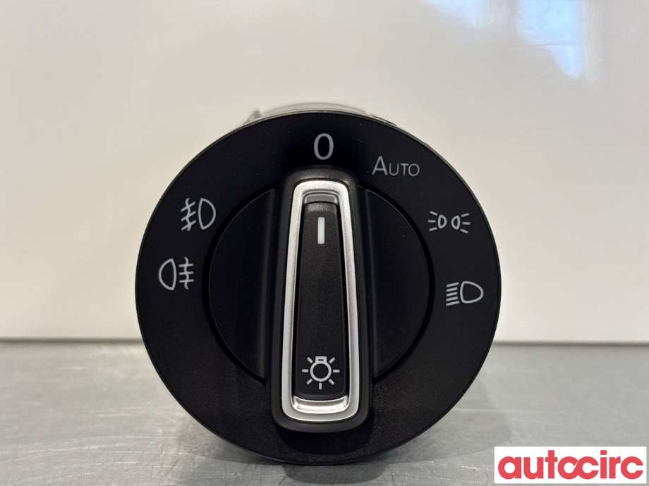 Bryter lys til VW Golf VII 2017-2020 (Fase 2) (VOLKSWAGEN|5G0941431BD|10097012)
