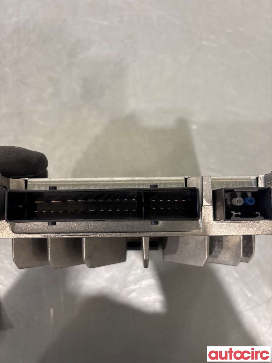 Bilstereo forsterker til Mercedes GLC 2015-2022 (X253) (X253) (MERCEDES|A2229006514|)