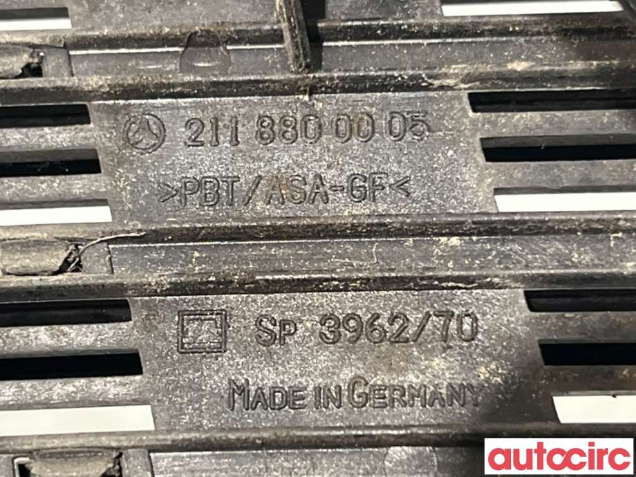 Panser luftinntak til Mercedes E-Klasse 2002-2006 (Fase 1) (W211) (W211) (MERCEDES|A2118800005||2118800005)
