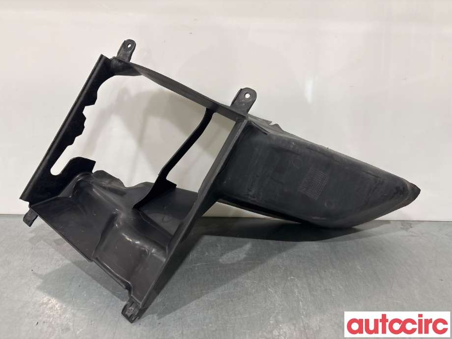 Diverse deler til Audi A8, 2010-2013 (Type III, Fase 1)  (AUDI|4H0145334)