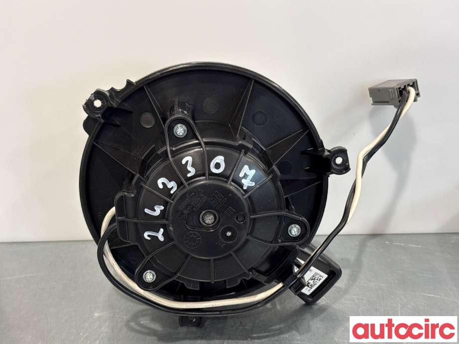 Varmeapparat motor til Opel Insignia B 2017-->> (OPEL|39240608|GP563001|)