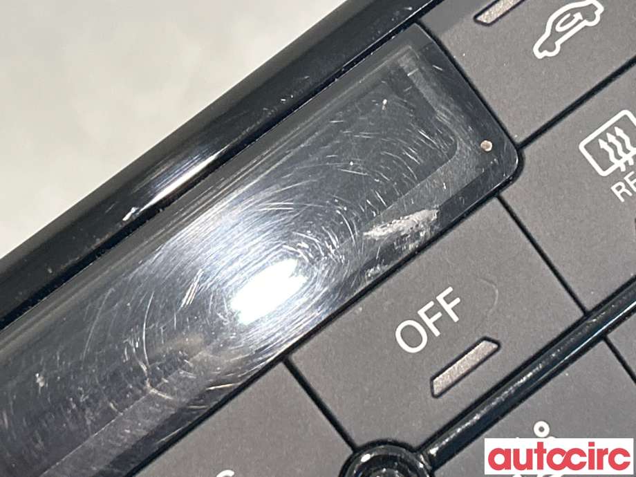 Varmeapparat betjening til Audi A8 2010-2013 (Type III, Fase 1)  (AUDI|4H0820043G||4H0820043D)