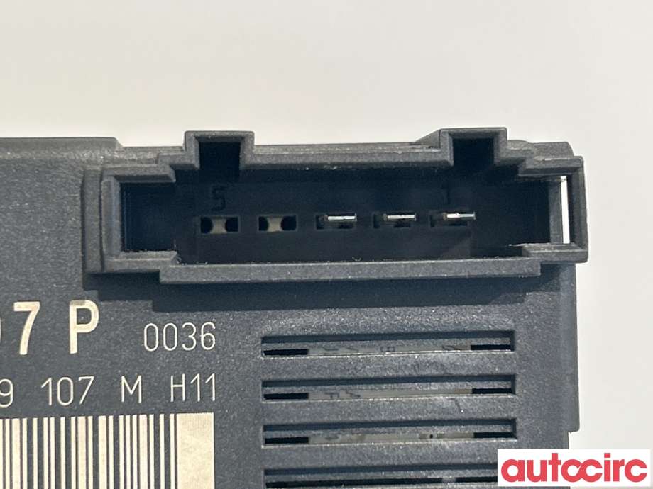 Styreenhet elektrisk bakluke til Audi A8 2010-2013 (Type III, Fase 1)  (AUDI|4H0959107R||4H0959107P)