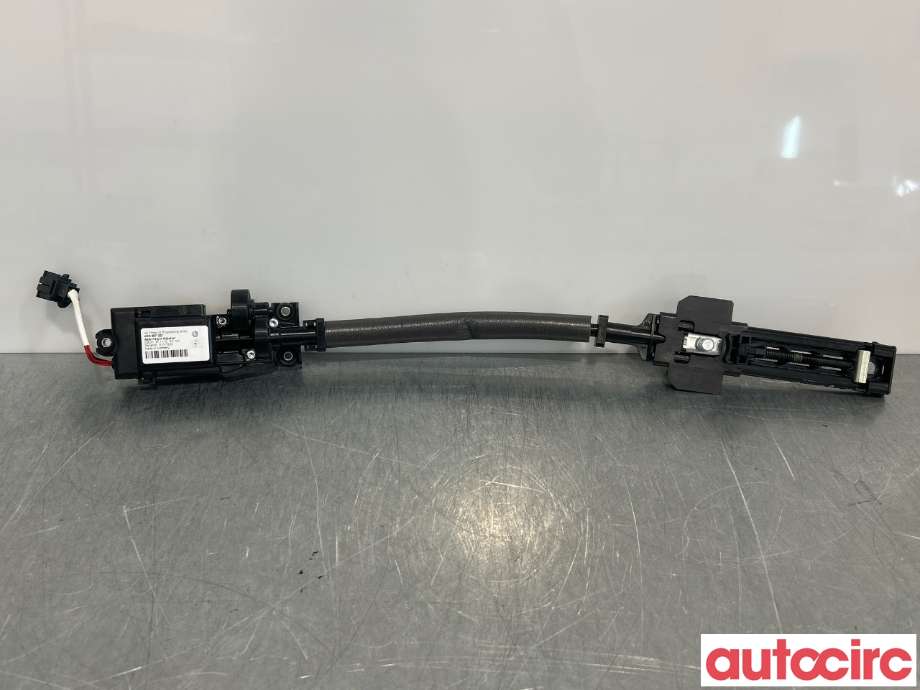 Diverse deler til Audi A8, 2010-2013 (Type III, Fase 1)  (AUDI|4H0857833)