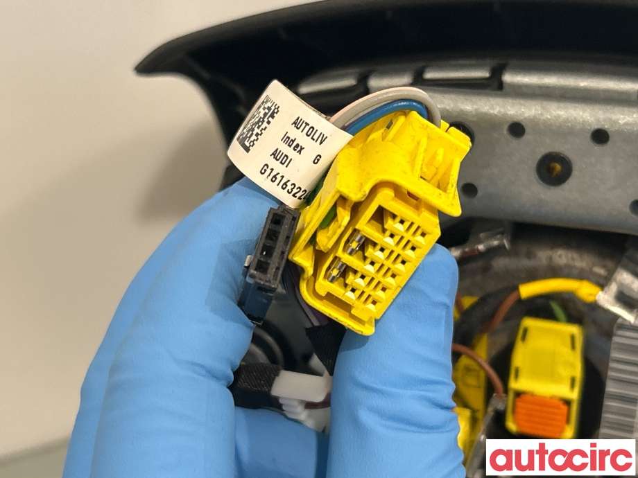 Airbag rattpute til Audi A8 2010-2013 (Type III, Fase 1)  (AUDI|4H0880201AB||4H0880201M)