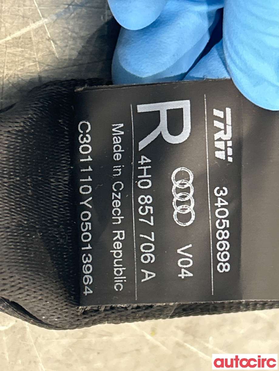 Sikkerhetsbelte foran høyre til Audi A8 2010-2013 (Type III, Fase 1)  (AUDI|4H0857706A|)