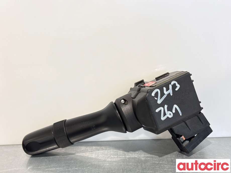 Bryter visker til Toyota Hilux 2006-2011  (TOYOTA|8465206220|)
