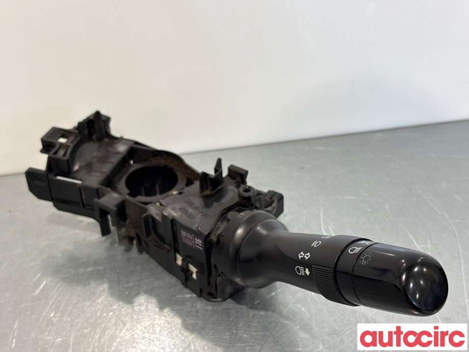 Bryter blink til Toyota Hilux 2006-2011 (TOYOTA|8414052170||841400D081)