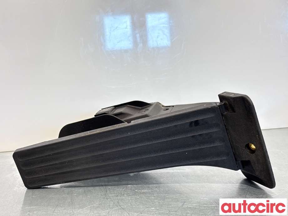 Pedal gass til BMW 2-Serie 2014-2021 (F22/F23) (F22/F23) (BMW|35406889822|214907-10|35426859999)
